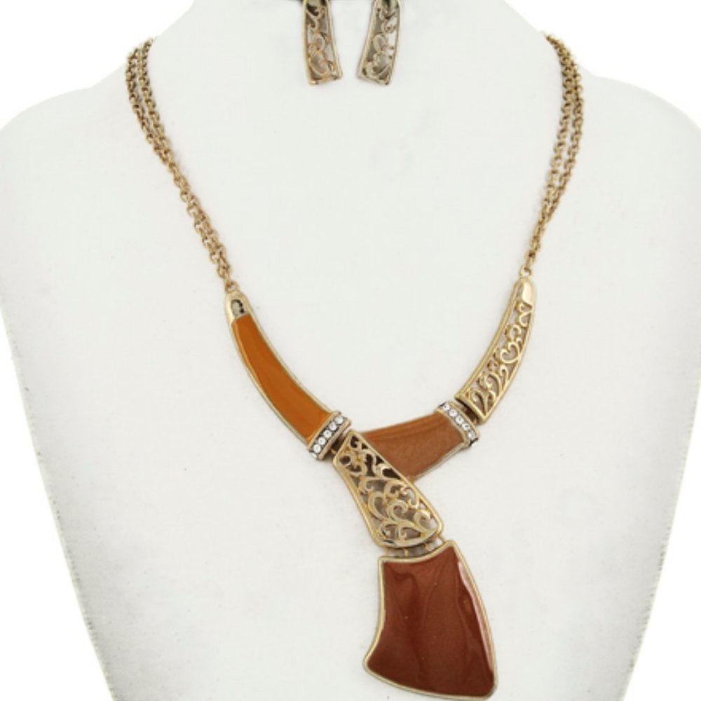 GOLD TONE & BROWN Y NECK SET WITH POST EARRINGS